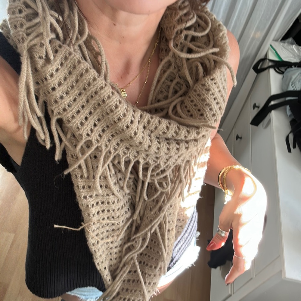 Infinity scarf
